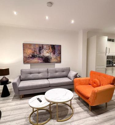 Noel Park Apartment | Luxury home in prime location Steps from WoodGreen