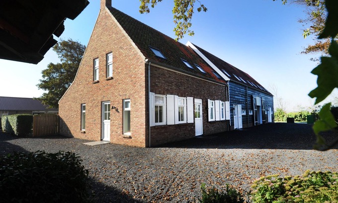 Oostkapelle House | Luxury house on a plot of about 20,000 m2 and close to the beach
