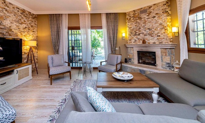 Dagbelen Villa | Luxury House with Shared Pool and Sauna in Bodrum