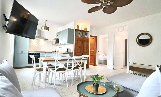 Antibes Old Town Apartment | Luxury & in Old Antibes