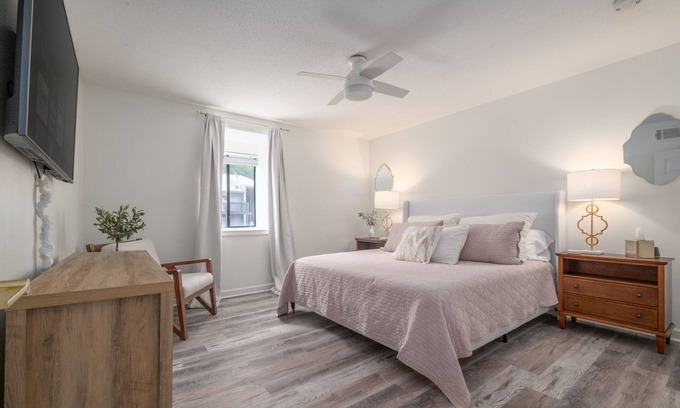 Vestavia Hills Apartment | Luxury in the Heart of Homewood, Minutes from Samford!