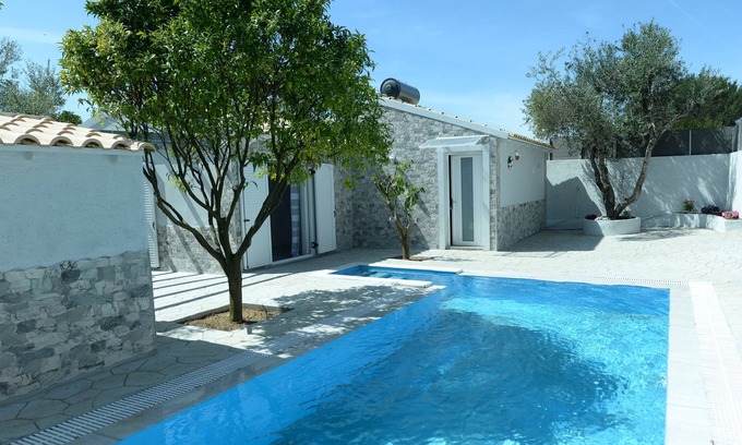 Chalikounas House | Luxury JustFor2 Villa