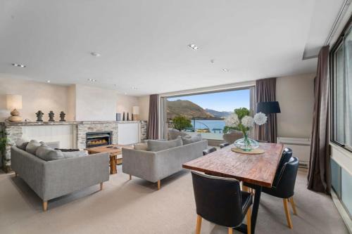 Wanaka Apartment | Luxury Lakeview on Ardmore with Sauna