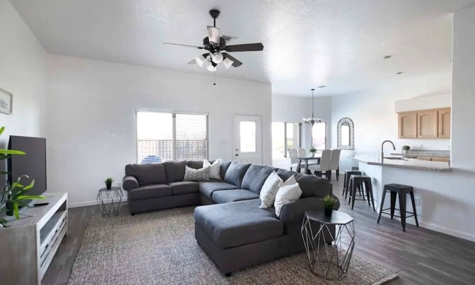 Fortuna Foothills House | Luxury Living 6