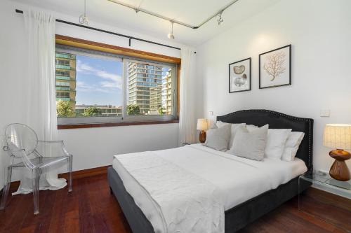 Leixões Apartment | Luxury Living by the Sea Matosinhos Marvel