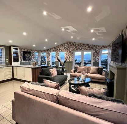 Banchory Ski Chalet | Luxury Lodge With Hot Tub In Royal Deeside