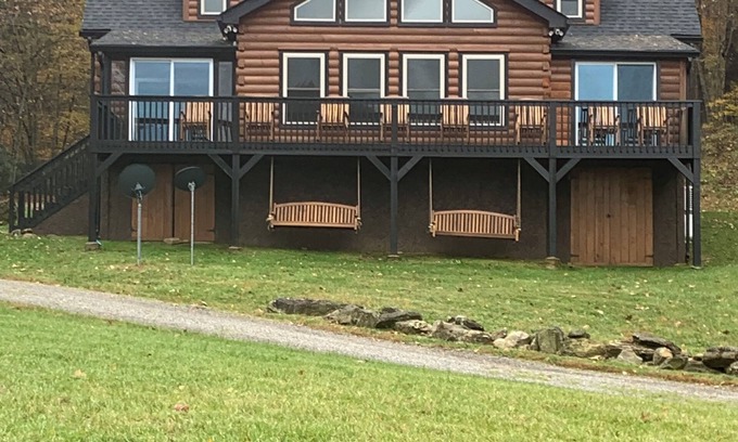 Canton Cabin | Luxury Lodge with stream in backyard