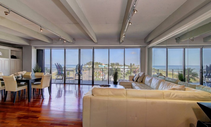 Sunset Beach Condo | Luxury Mansions by the Sea Condo