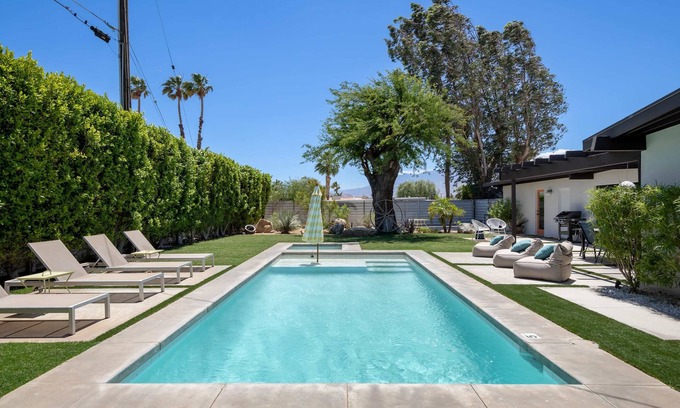 Racquet Club South House | Luxury Mid Century Oasis in Palm Springs