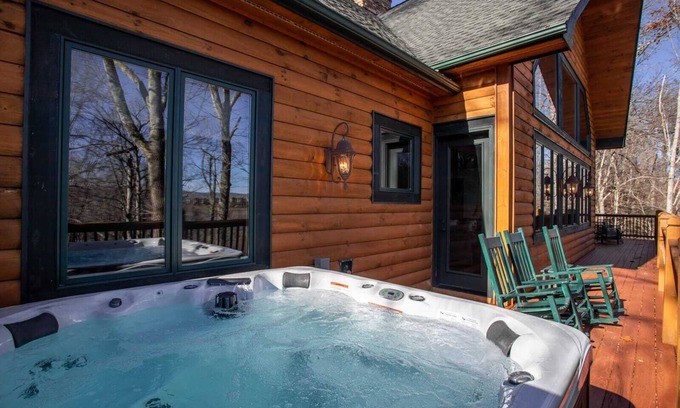 Banner Elk Cabin | Luxury Mountain Home in Central Location