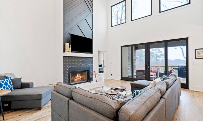 Ellijay House | Luxury Mountain Retreat, in & outdoor fireplaces, deck, & spectacular mtn views