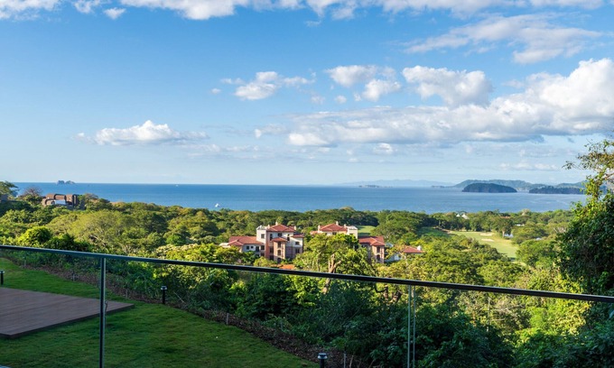 Playa Conchal Apartment | Luxury Ocean View Condo at Reserva Conchal