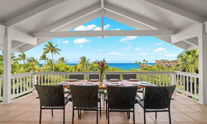 Princeville House | Luxury Oceanfront Escape – A/C, Hot Tub, 5 bedrooms & Stunning Ocean Views!