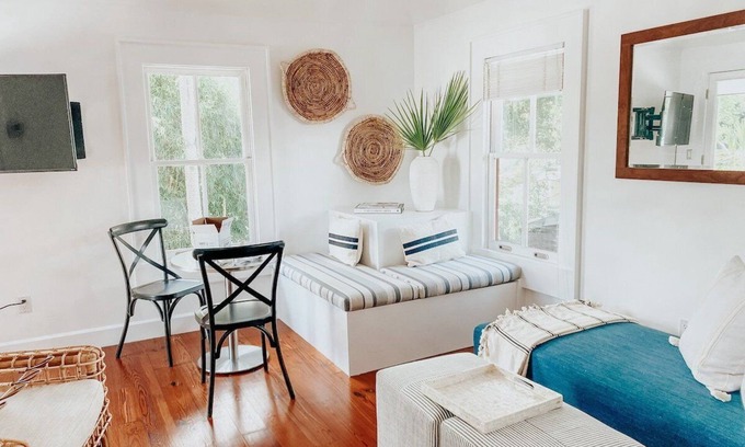 Lincolnville Apartment | Luxury Penthouse|Walk to Historic DWTN
