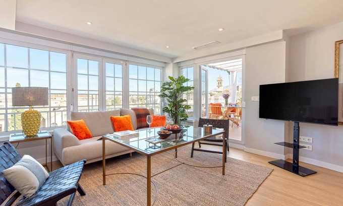 Centro - Sagrario Apartment | Luxury Penthouse in Granada. Mirador de Gran Capitán