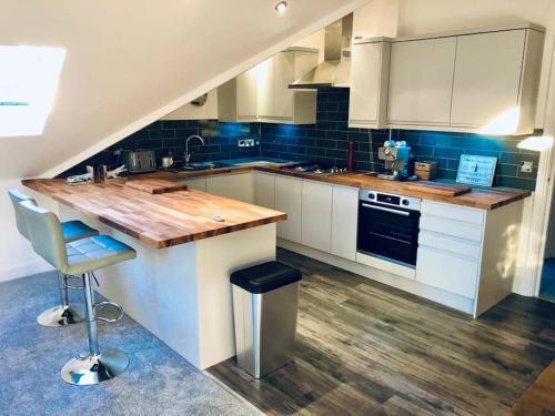 Swanage Apartment | Luxury Penthouse near Swanage Beach and Town