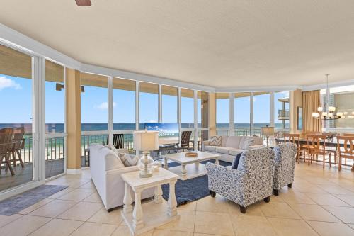 Gulf Shores Apartment | Luxury Penthouse Style Condo Oceania 2