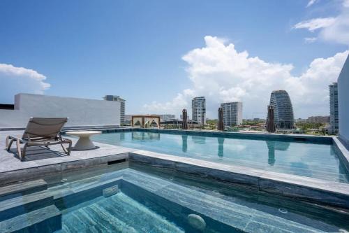 Zona Hotelera Apartment | Luxury Penthouse with Private Rooftop
