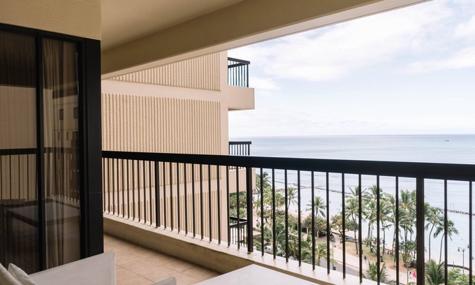 Waikiki Condo | Luxury, Prime Location, Free Parking