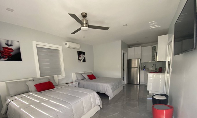 Hialeah Apartment | Luxury private study