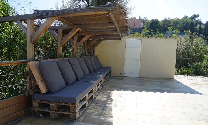 Gattieres House | Luxury Provençal villa ideally located with panoramic view