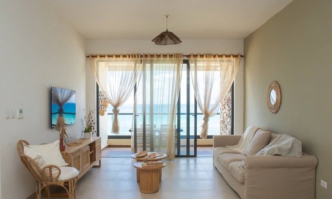 Bani Condo | Luxury Puntarena Beach front condo