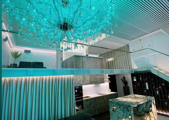 Kaunas Apartment | Luxury Queen V apartment with Jacuzzi