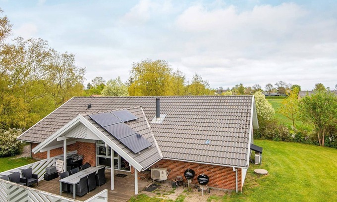 Pøt Strandby House | Luxury Retreat with Pool - By Traum Ferienwohnungen