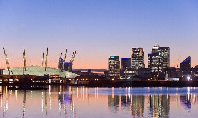 Canary Wharf Bed & Breakfast | Luxury Room With City view