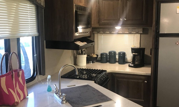 Victor House | Luxury RV accommodations