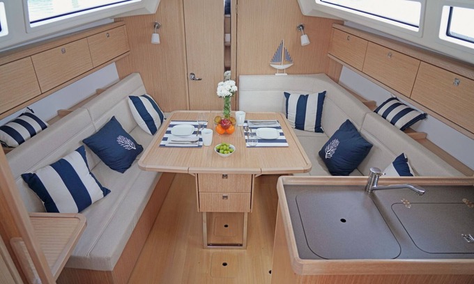 Belem Boat Rental | Luxury sailing boat