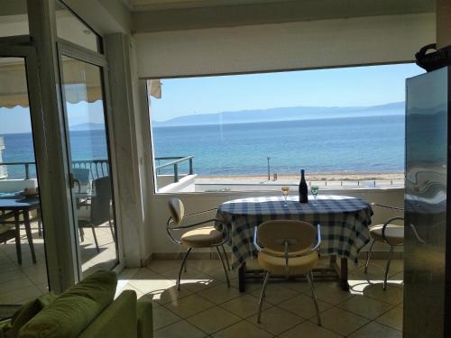 Ofrinion Apartment | Luxury Sea View