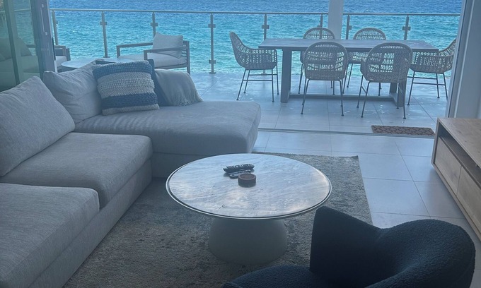Northwest Point Apartment | LUXURY SEAFRONT 3 BED 3 BATH CONDO WITH AMAZING SUNSETS