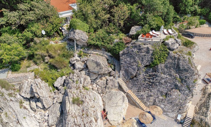 Petrovac Villa | Luxury Seafront Villa with direct beach access in Perazica Do, Petrovac