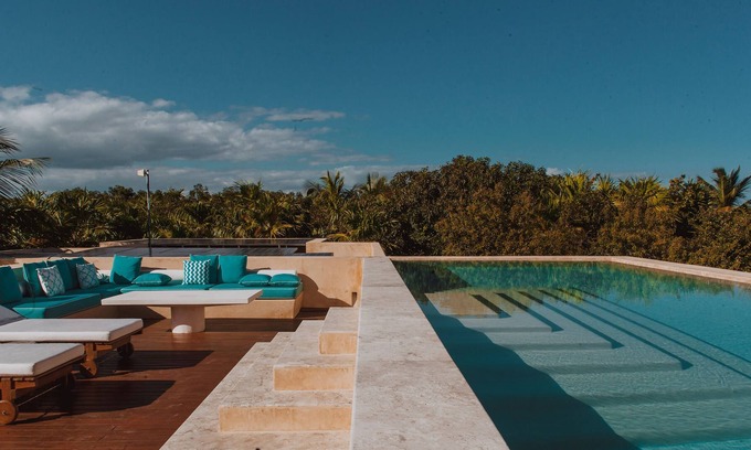 Zona Hotelera Villa | Luxury Sian Ka'an Villa with Staff & Rooftop Pool
