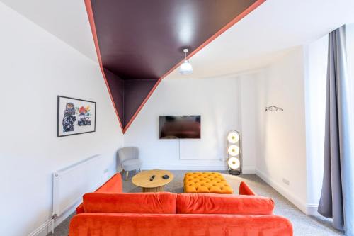 Bristol Apartment | Luxury Silverstone with FREE PARKING by Prescott Apartments