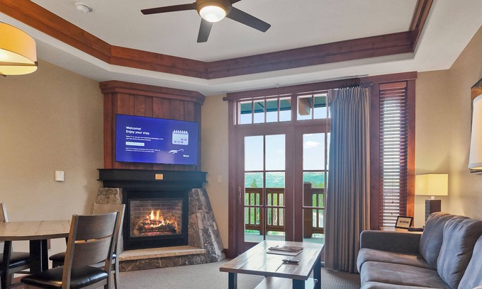 Peak 8 Apartment | Luxury Stay at One Ski Hill Place – Gondola, Pools, Hot Tubs & Mountain Views