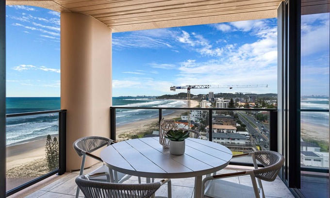 Palm Beach Apartment | Luxury Stay in Hemingway, Palm Beach