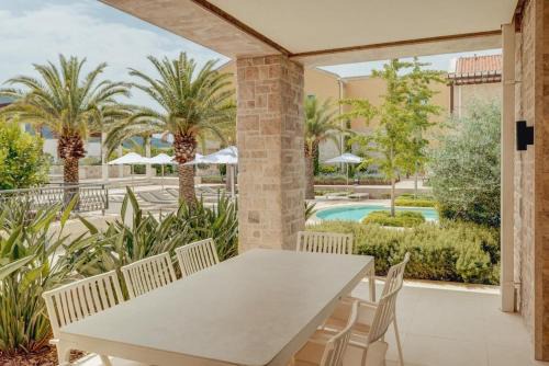 Denovici Apartment | Luxury Stay in Portonovi Resort