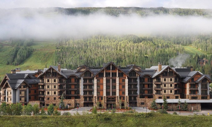 Vail Condo | Luxury Studio Condo in Vail Village - Walk to Gondola One, Dining, & Shops!