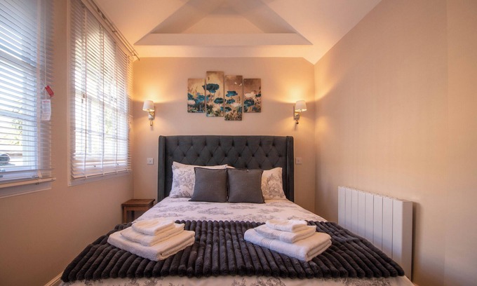Herne Bay Apartment | Luxury studio | Heart of Herne Bay | 300m from beach