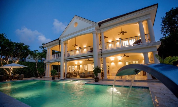 Punta Cana Villa | Luxury Sunshine Villa -outdoor movie screen & pool heated(50x17ft), CHEF & staff