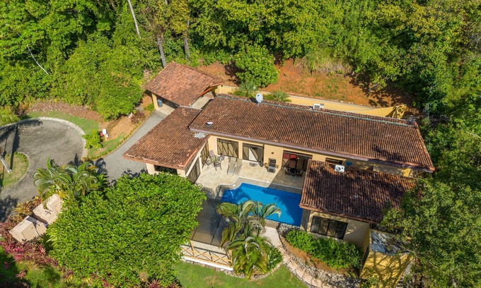 Esterillos House | Luxury Vacation Home with Pool in Private Setting Across From Playa Esterillos