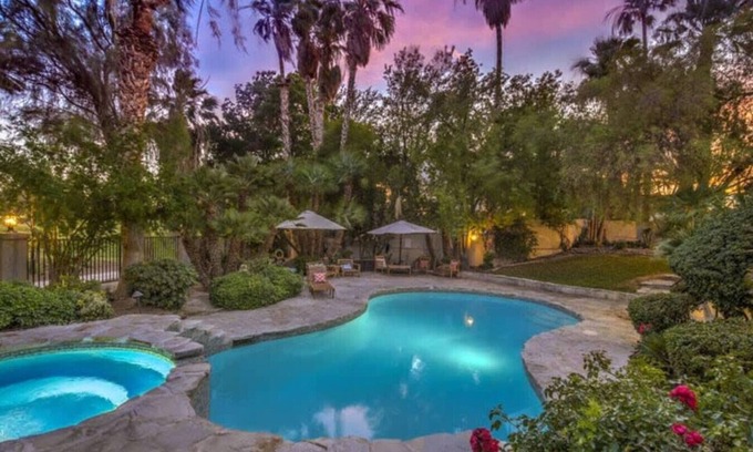 Green Valley North Villa | Luxury Vegas Golf Villa, Pool, Spa, Pickleball