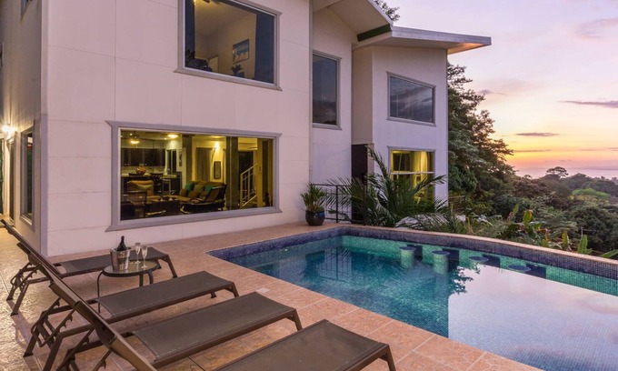 Manuel Antonio Villa | Luxury Villa, 4 King Beds, Ocean View, Private Pool Game Room Fully A/C