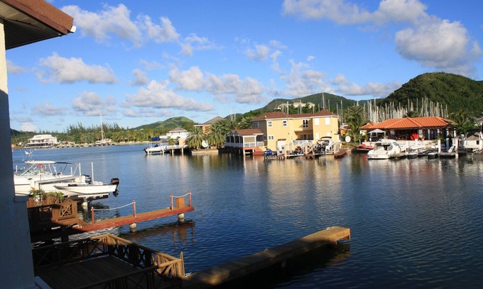 Jolly Harbour Villa | Luxury Villa Emerald Dreams in Upscale South Finger with Highest Guest Reviews