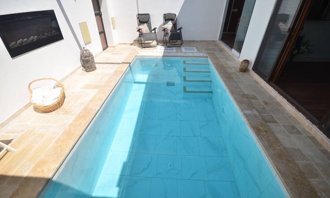 Bitez Villa | Luxury Villa for Couples close to beach with Sauna and Private Pool