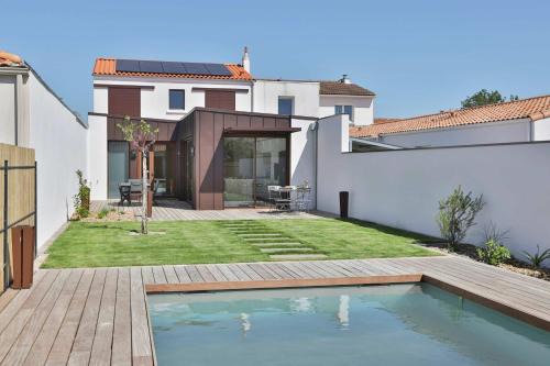 Les Sables d'Olonne Villa | Luxury villa with pool