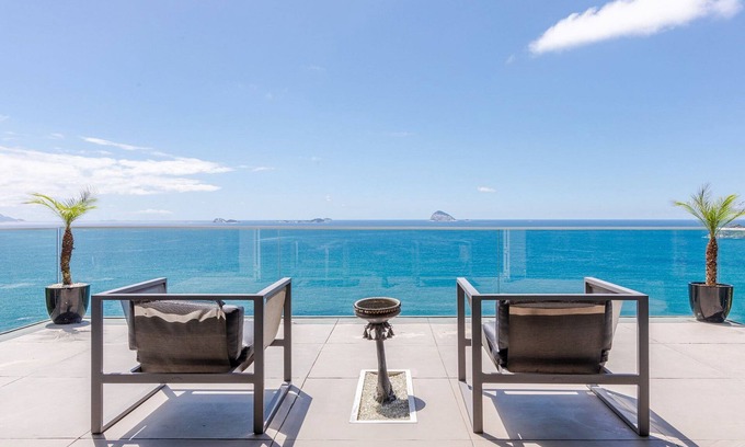 Joatinga Villa | Luxury villa in Joá with beautiful view - Joa004