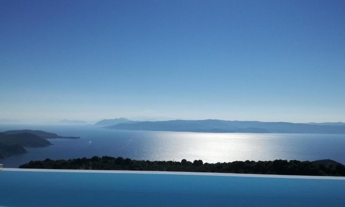 Skiathos Villa | Luxury Villa in Kechria 2